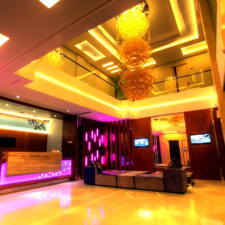 Vio Cihampelas Hotel Bandung Luaran gambar