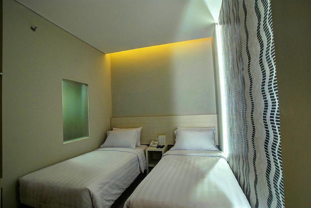 Vio Cihampelas Hotel Bandung Luaran gambar